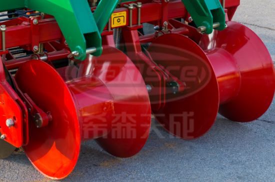 2017新款！4UX-170A型悬挂式马铃薯收获机，你值得拥有！